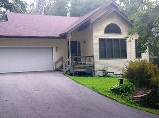 1184 Lea Dr, Marshall, WI 53559