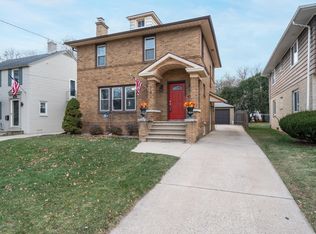 749 Evans St, Oshkosh, WI 54901