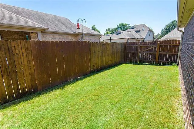 915 Carina Pass — Photo 12