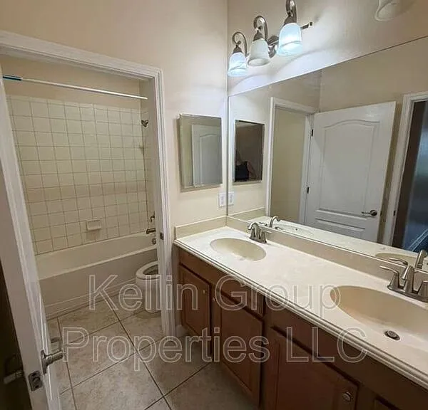 3852 Hampton Hills Dr — Photo 18