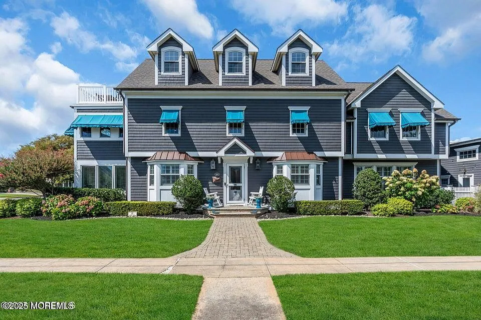 101 Neptune Pl