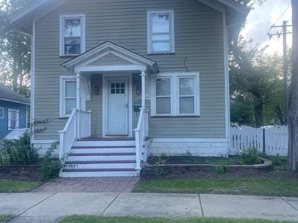 222 Grand Ave, Aurora, IL 60506