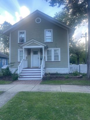 222 Grand Ave, Aurora, IL 60506