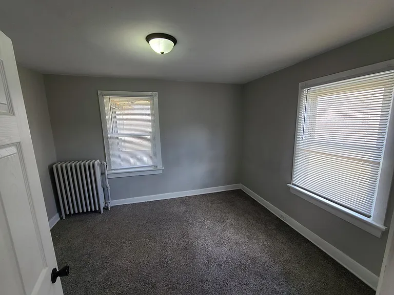 118 E Concordia Ave — Photo 10