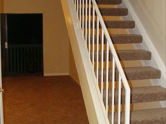5th image of 4950 Lantana Dr APT 4