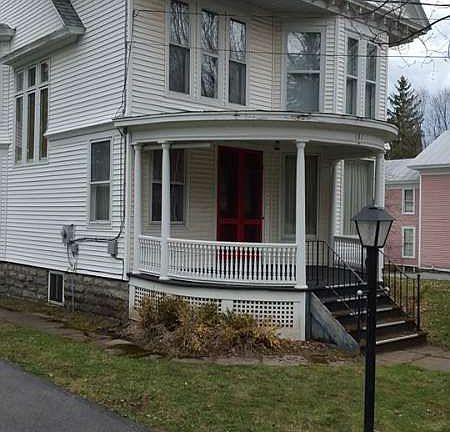 3rd image of 131 Schuyler St