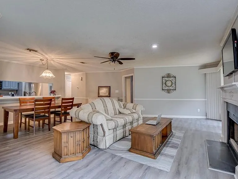 Colony Place Dr — Photo 10
