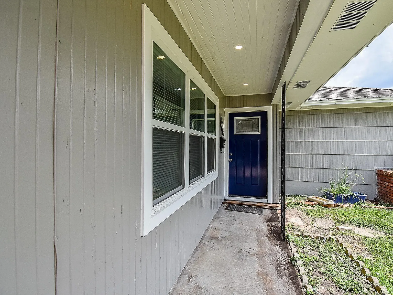 4 bed, 2.5 bath, 1393 sqft, $2,250 — Photo 4