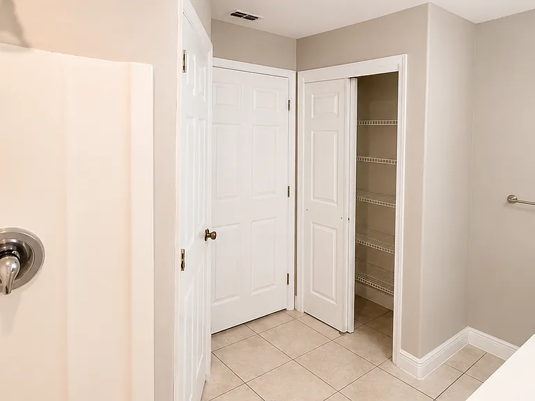 111 Homer Ave S — Photo 21