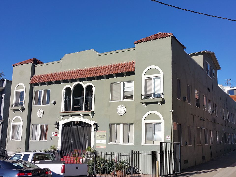 1st image of 965 N Vendome St APT 208