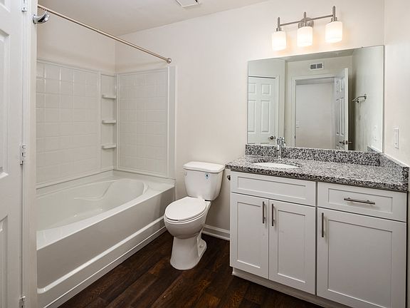 3rd image of 2770 Skyview Dr #913