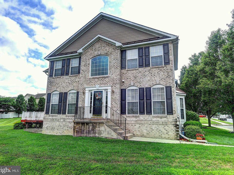 1st image of 228 Mary Jane Ln