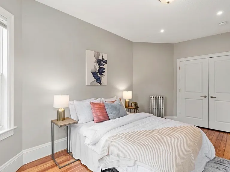 17 Van Winkle St #3 — Photo 10