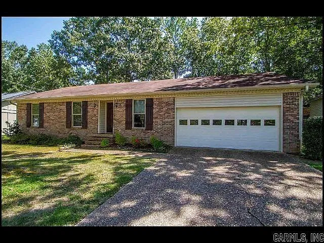 3 bed, 2.0 bath, 1674 sqft, $1,645 — Photo 1