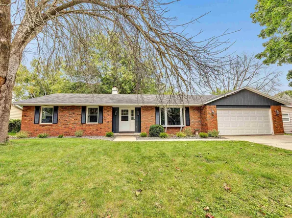 2924 Poels Rd, Green Bay, WI 54313