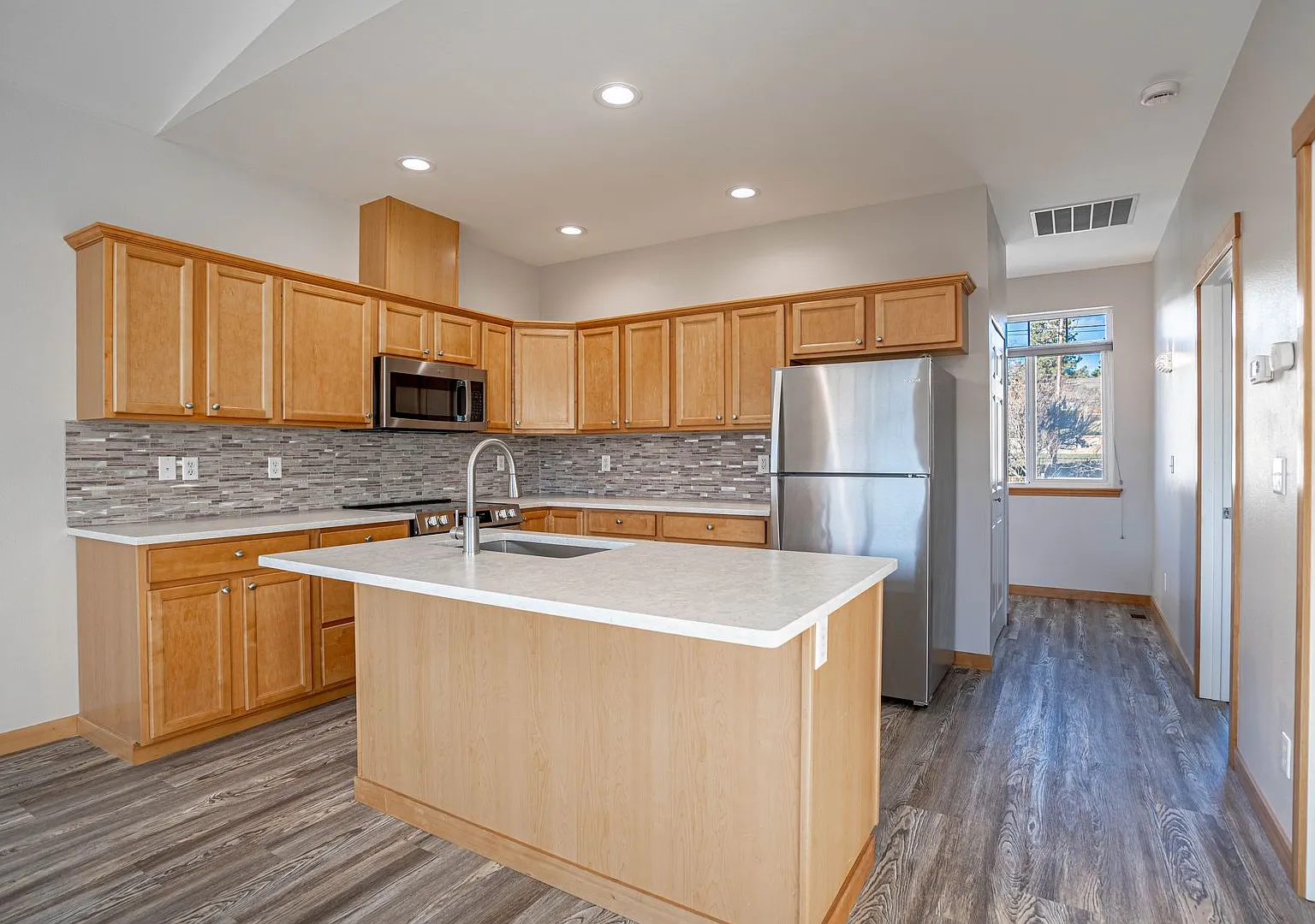 744 Wapato Way, Manson — Photo 4