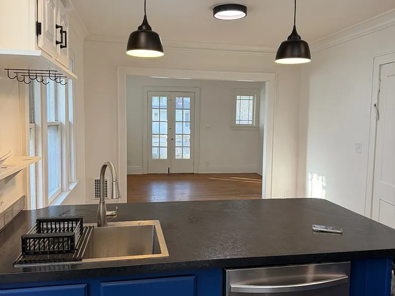 21 Homer St — Photo 2