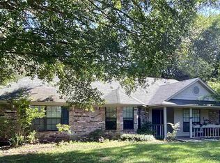3402 Goldfinch Rd, Gilmer, TX 75645