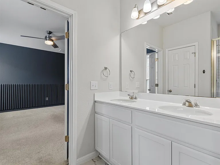 6321 Andes Peak Trl — Photo 15