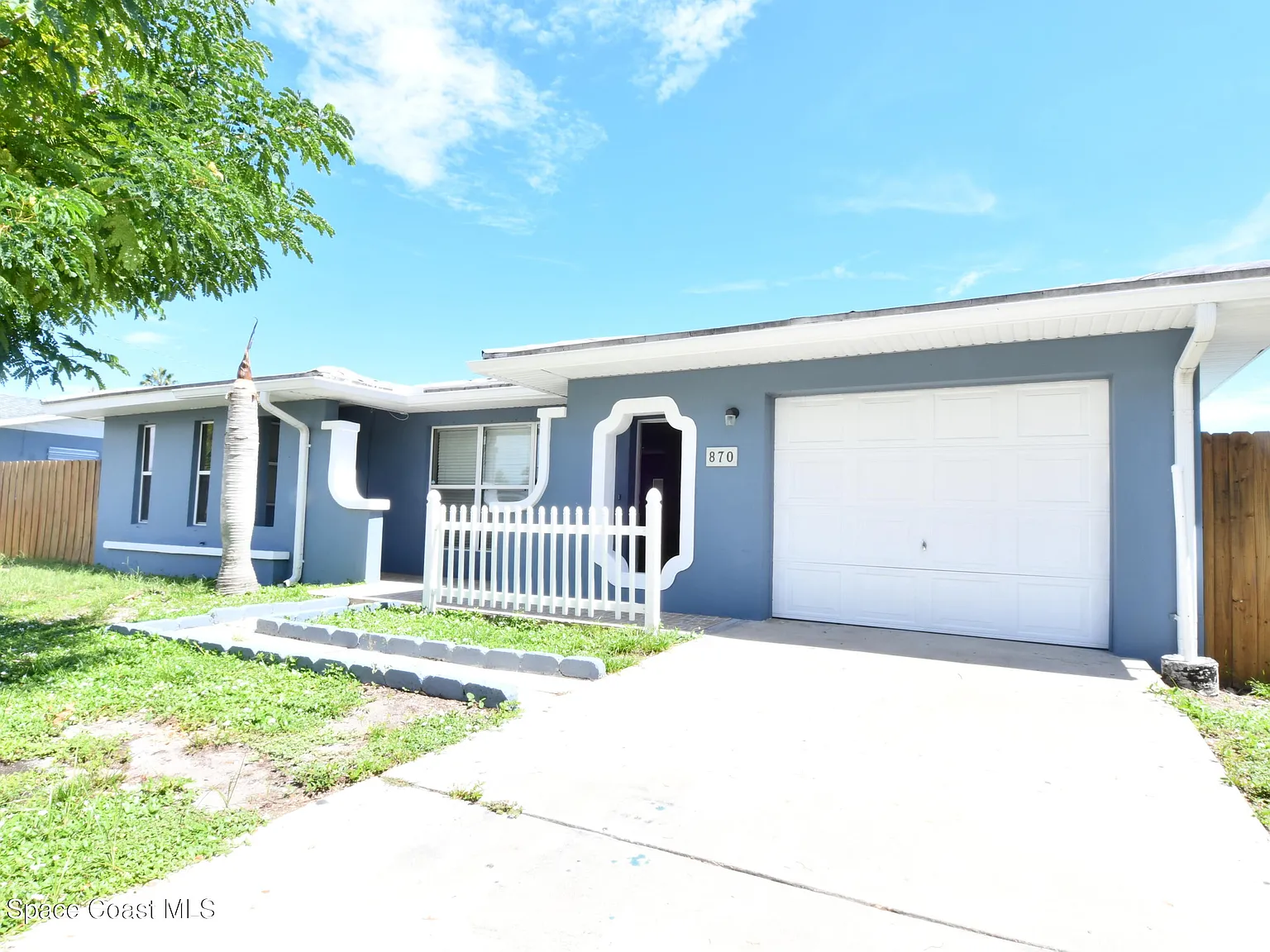 2 bed, 2.0 bath, 1304 sqft, $1,750 — Photo 1