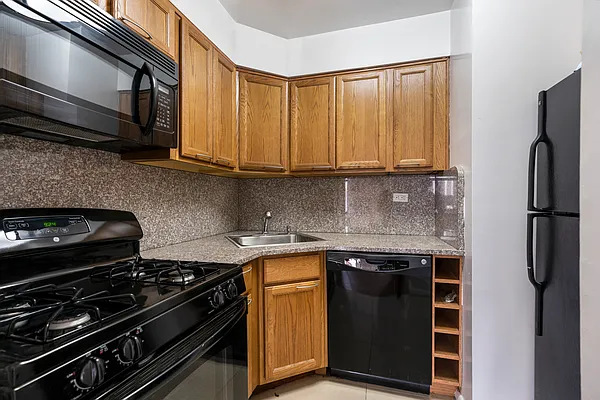 Rented by Compass | media 20