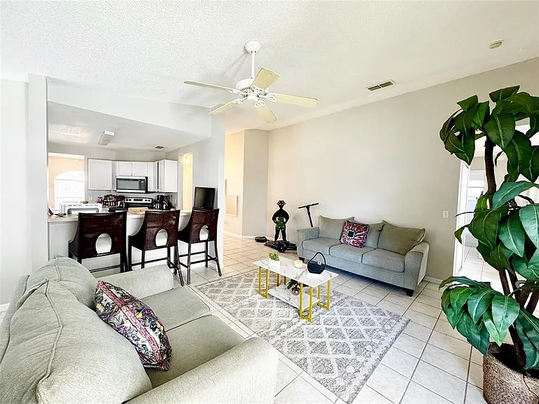 1509 Indian Oaks Trl — Photo 15