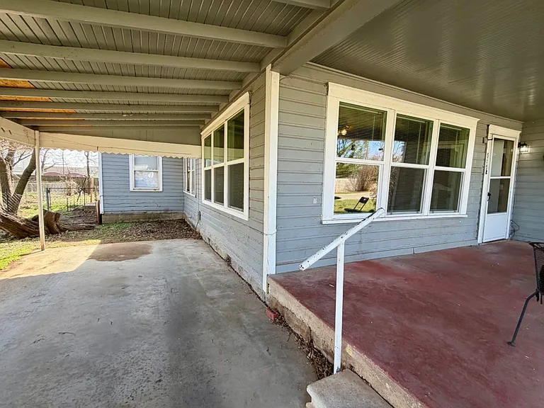 525 W Rosa St — Photo 3