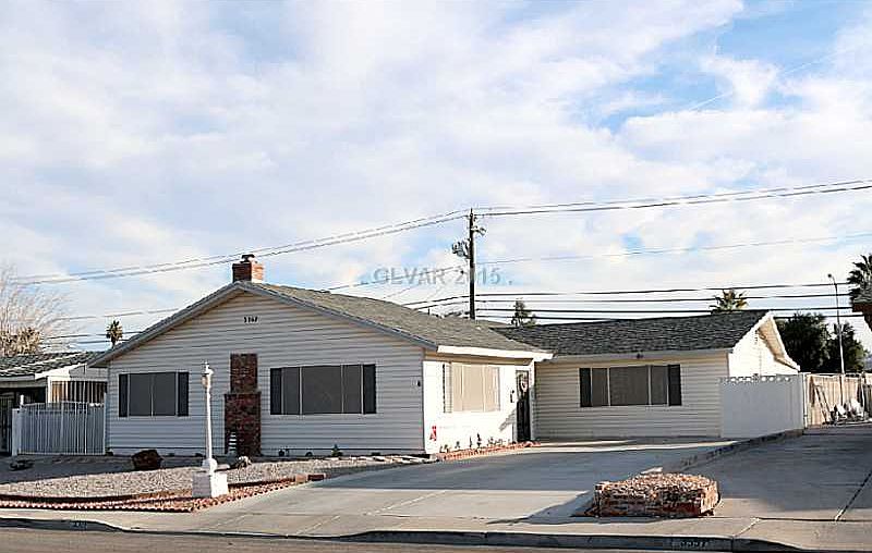 1st image of 3567 Applewood Ave