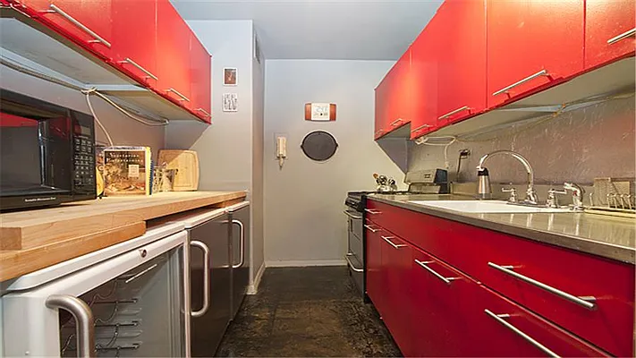 Sold by Fenwick Keats Real Estate | media 16