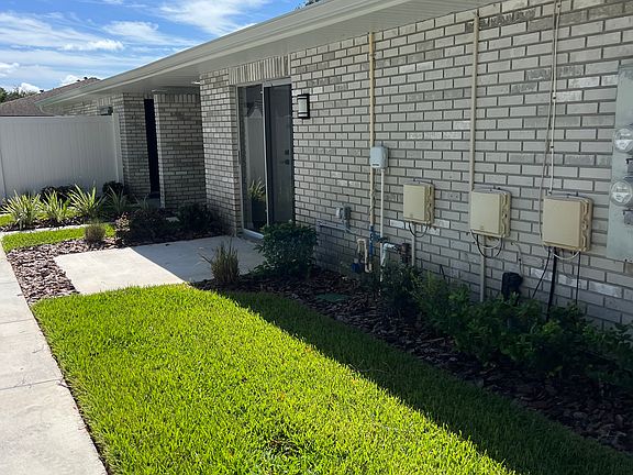4th image of 3106 Bloomingdale Villas Ct Unit 3104