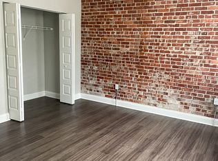 Emhardt Apartments, Indianapolis, IN 46203