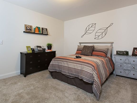 4th image of 808 Beech Glen Dr