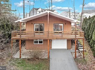 23 Meadowview Dr, Hanover, PA 17331