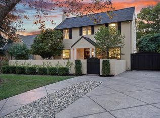 2808 Land Park Dr, Sacramento, CA