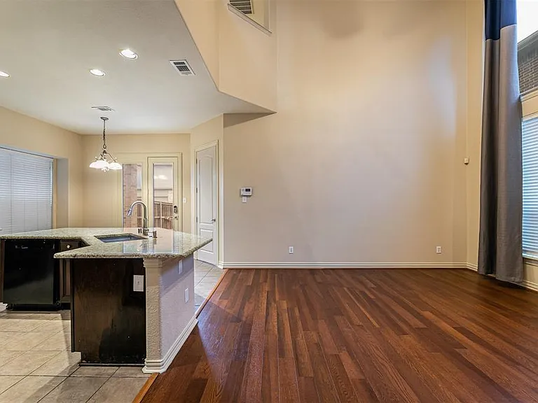 1475 Cambridge Dr — Photo 22