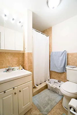 Rented by City Connections Realty | media 17