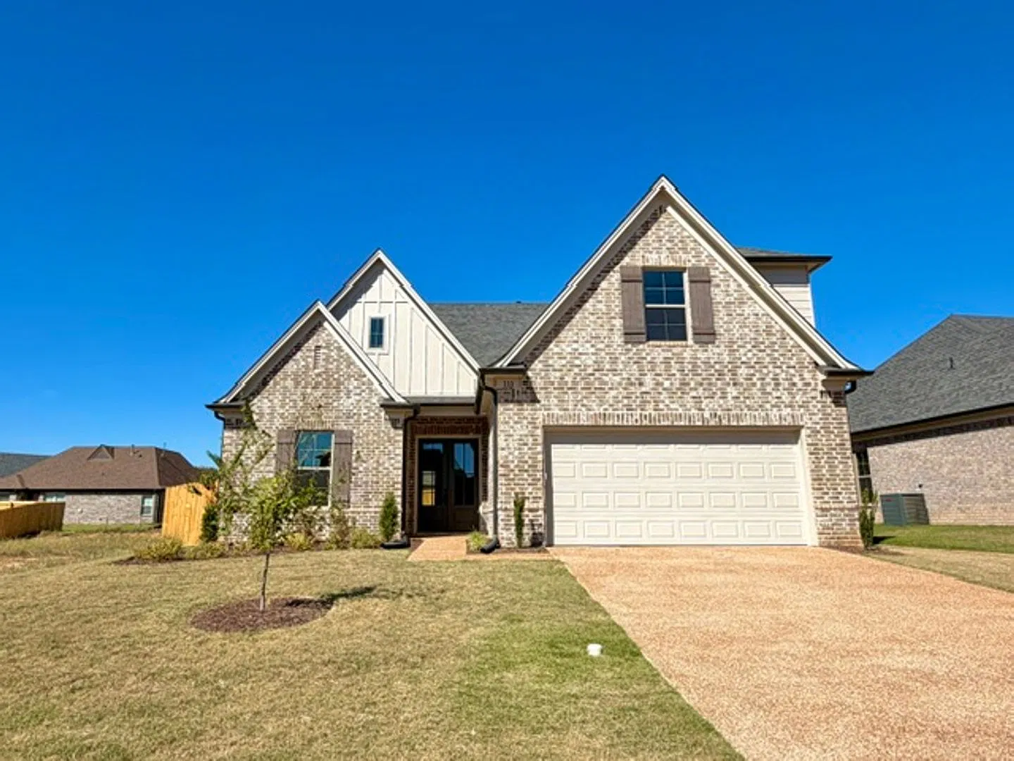 GreenWillowDr310 — Photo 1