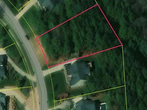 2nd image of 241 Ashmore Cir
