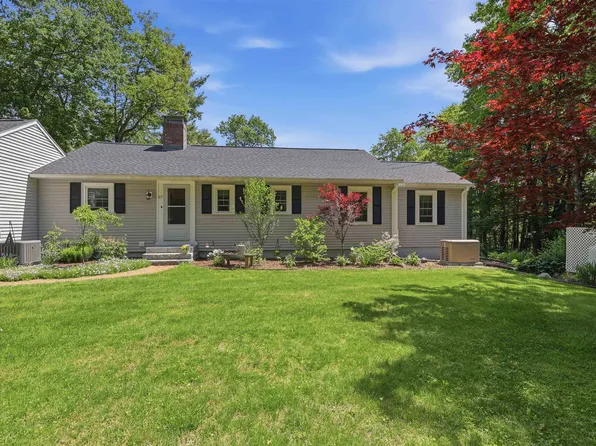 57 Windy Row, Peterborough, NH 03458