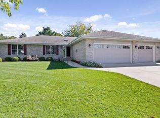 1236 Butler Rd, Rockford, IL 61108