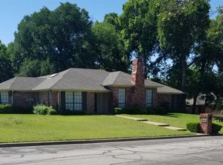 2912 Chimney Hill Dr, Waco, TX 76708