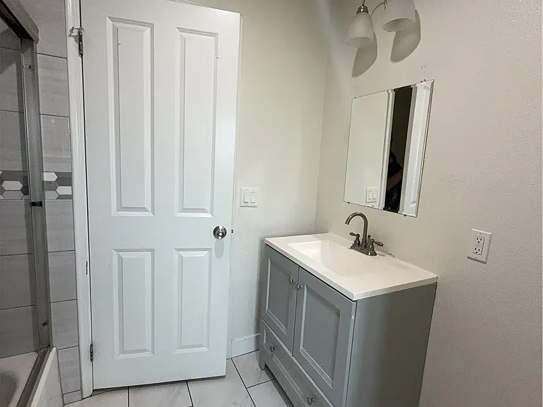 139 N Palm Ave #1 — Photo 17