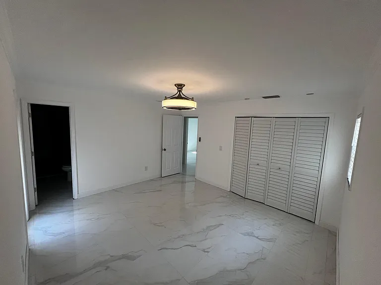 4831 W San Miguel St — Photo 11