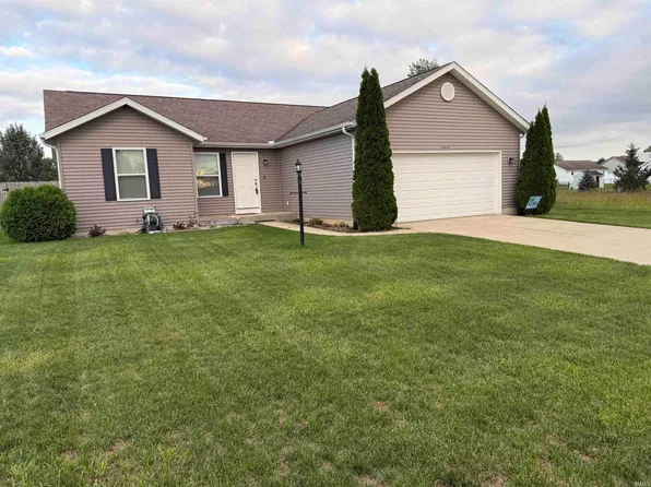 52604 Blue Winged Trl, South Bend, IN 46628