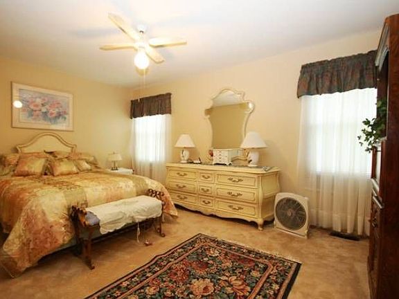 4th image of 1078 Longboat Ct
