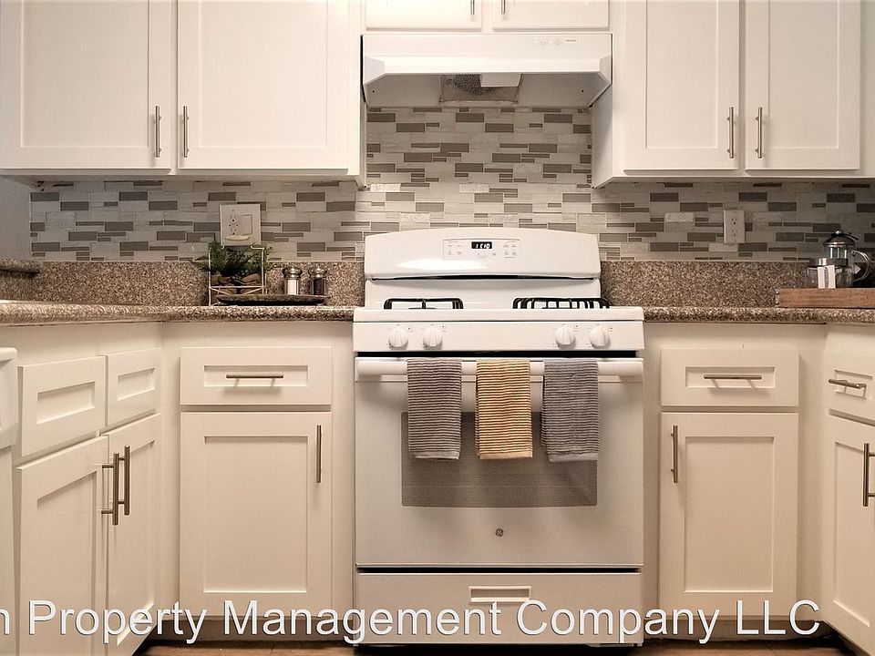 1st image of 4928 Durfee Ave APT 03