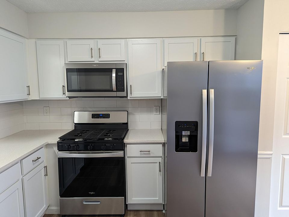 1st image of 1021 Huntington Trce SE