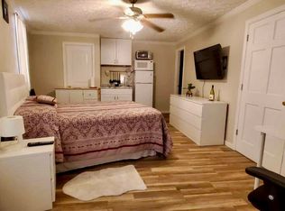 1883 Kemp Rd, Marietta, GA 30066