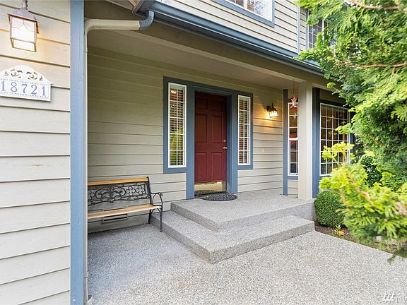 3rd image of 18721 88th Pl SE