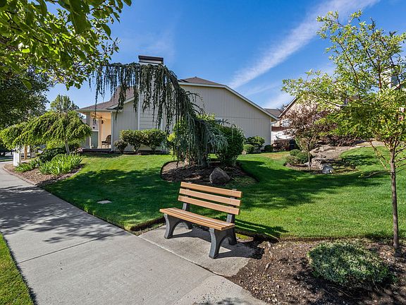 3rd image of 3633 SW 29th St